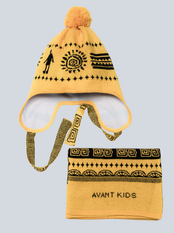 Aztec pattern wool blend hat for kids - detail view | Avant Cashmere