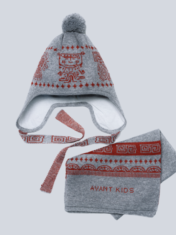 Aztec pattern wool blend hat for kids - close-up texture | Avant Cashmere
