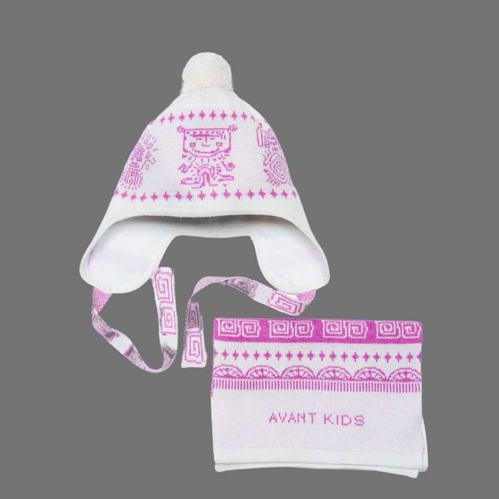 Aztec pattern wool blend hat for kids - lifestyle | Avant Cashmere