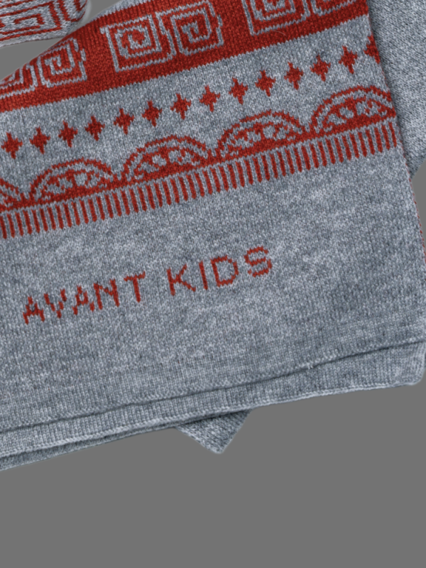 Aztec pattern wool blend hat for kids - flat lay | Avant Cashmere