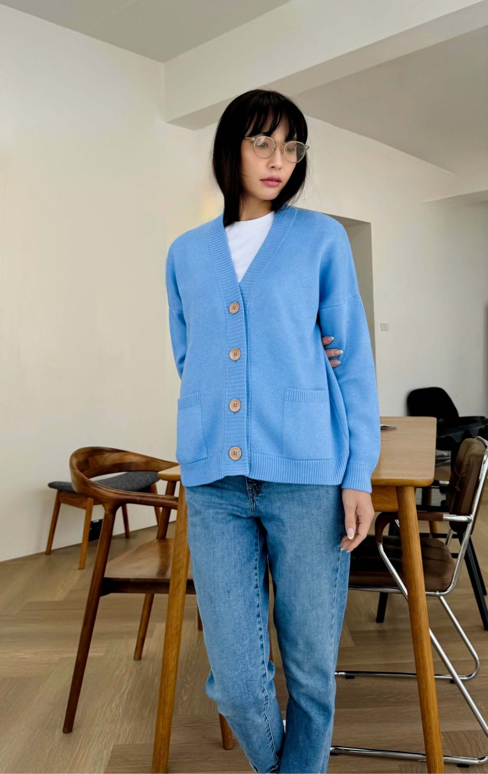 Jacquard wool blend cardigan for women - close-up texture | Avant Cashmere