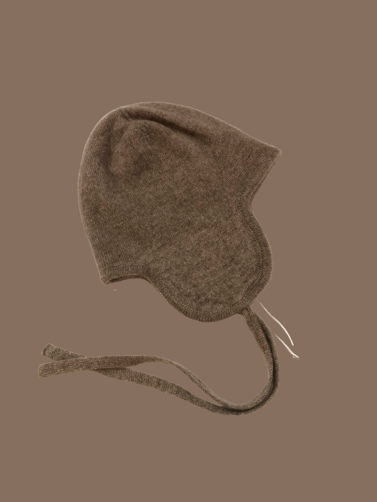 100% Mongolian cashmere hat for kids - detail view | Avant Cashmere