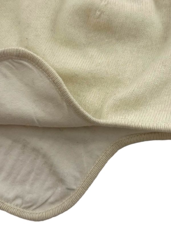 100% Mongolian cashmere hat for kids - fabric detail | Avant Cashmere