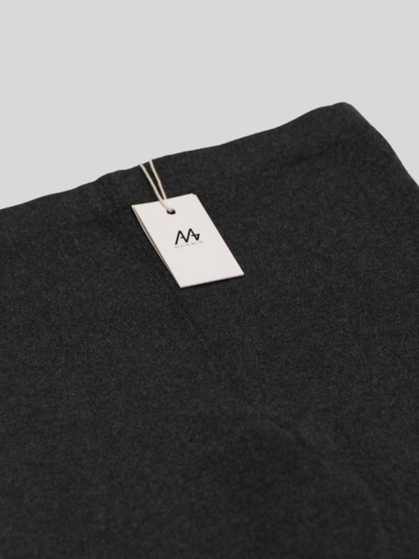 100% Mongolian cashmere leggings for women - side view | Avant Cashmere