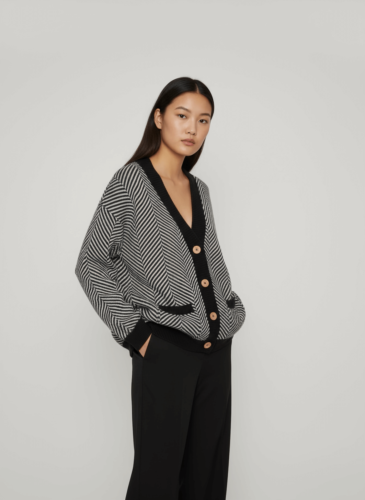Jacquard wool blend cardigan for women - front view | Avant Cashmere