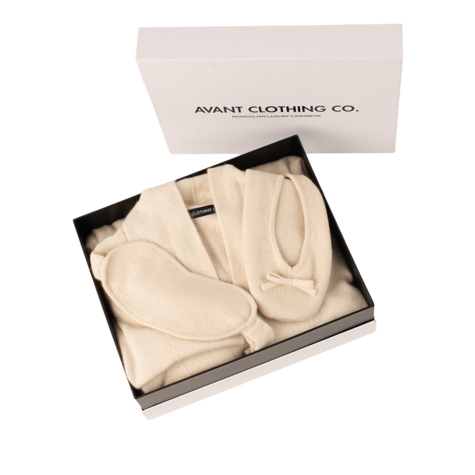 100% Mongolian cashmere for women - back view | Avant Cashmere