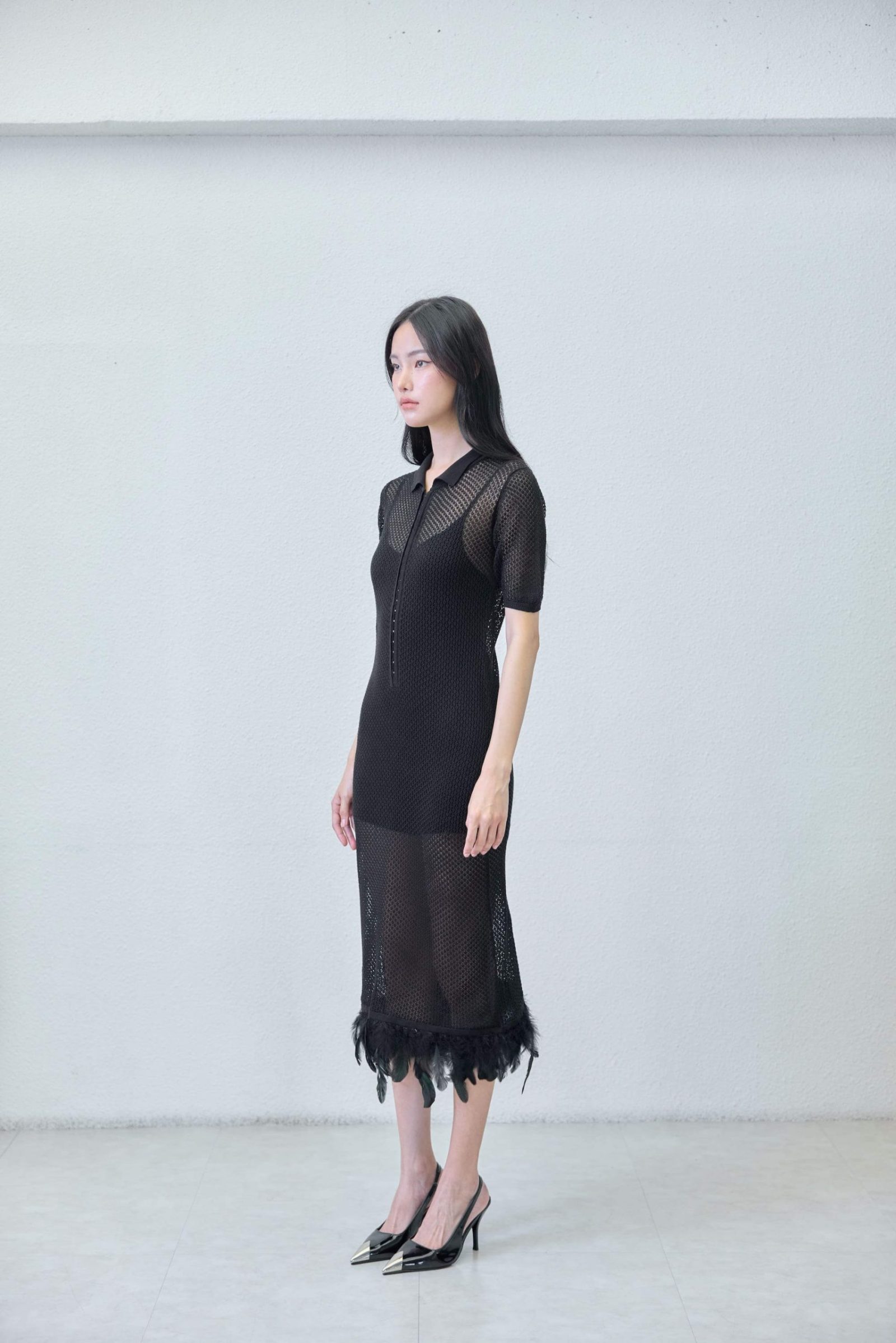 black-dress-front-avant-cashmere Dress - front view | Avant Cashmere