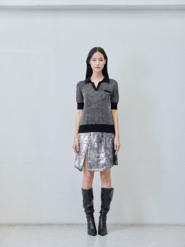 T-shirt in black - front view | Avant Cashmere