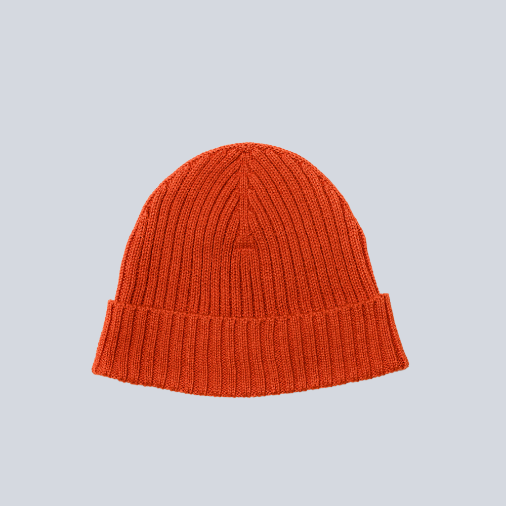 Striped wool blend hat for women - styled look | Avant Cashmere