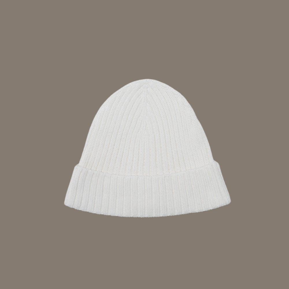 Striped 100% Mongolian cashmere hat for women - close-up texture | Avant Cashmere