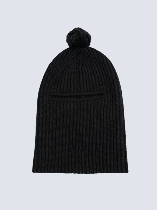 100% Mongolian cashmere balaclava for women - close-up texture | Avant Cashmere