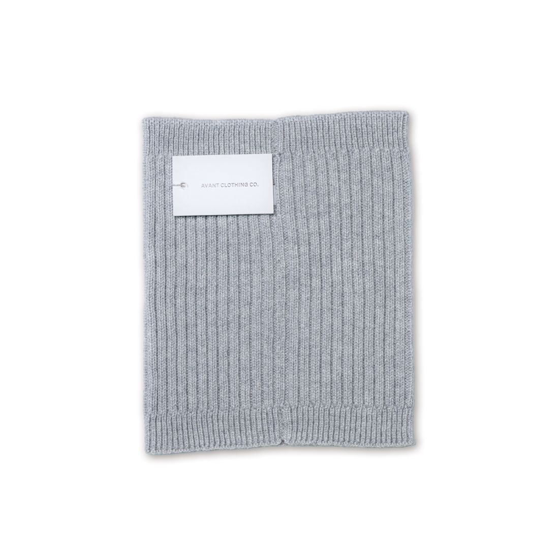 Wool blend scarf for women - styled look | Avant Cashmere