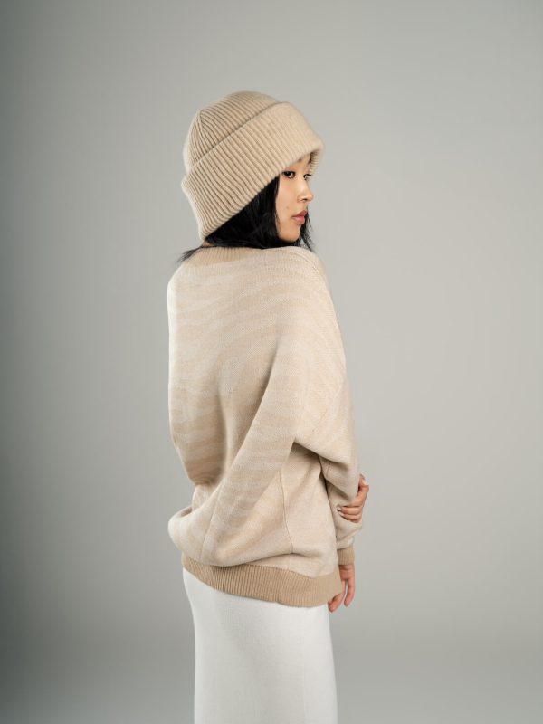 Jacquard wool blend top for women - detail view | Avant Cashmere