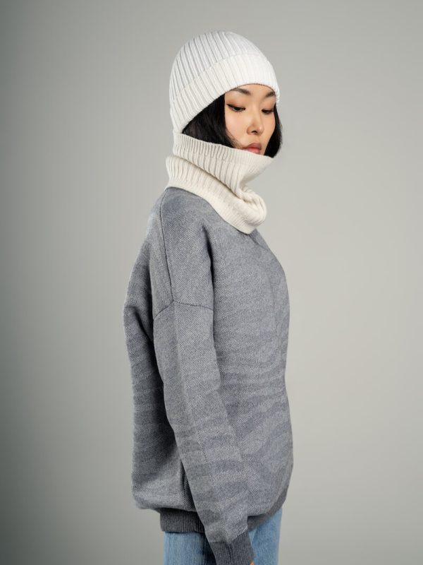 Jacquard wool blend top for women - styled look | Avant Cashmere