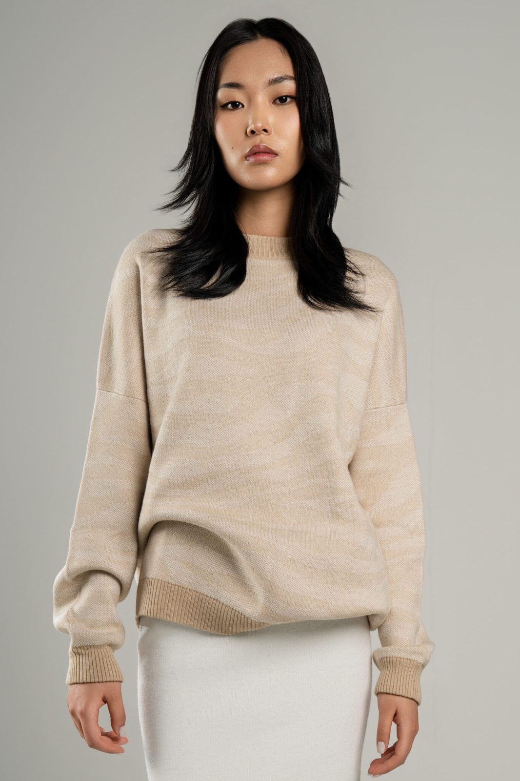 Jacquard wool blend top for women - back view | Avant Cashmere