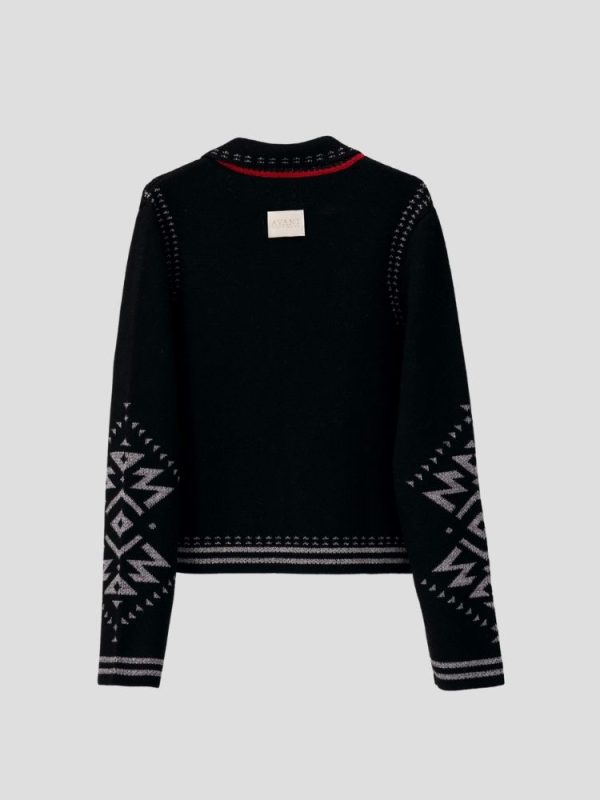 Aztec pattern wool blend cardigan for women - lifestyle | Avant Cashmere