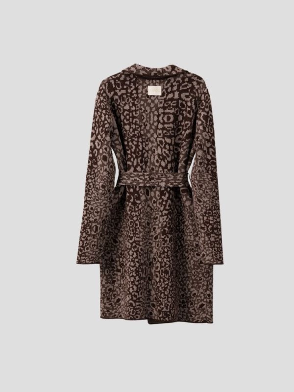 Leopard pattern wool blend cardigan for women - close-up texture | Avant Cashmere