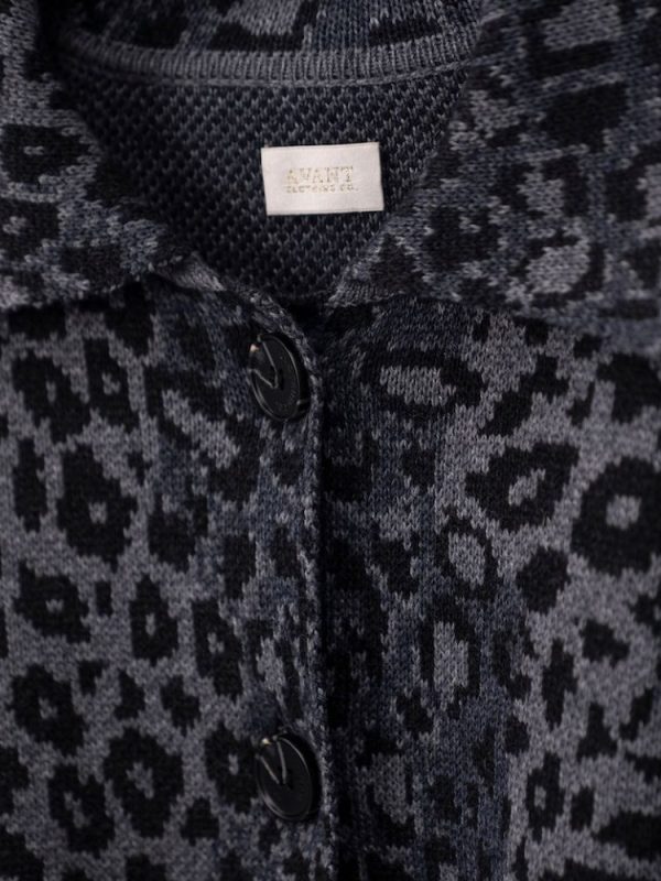 Leopard pattern wool blend cardigan for women - styled look | Avant Cashmere
