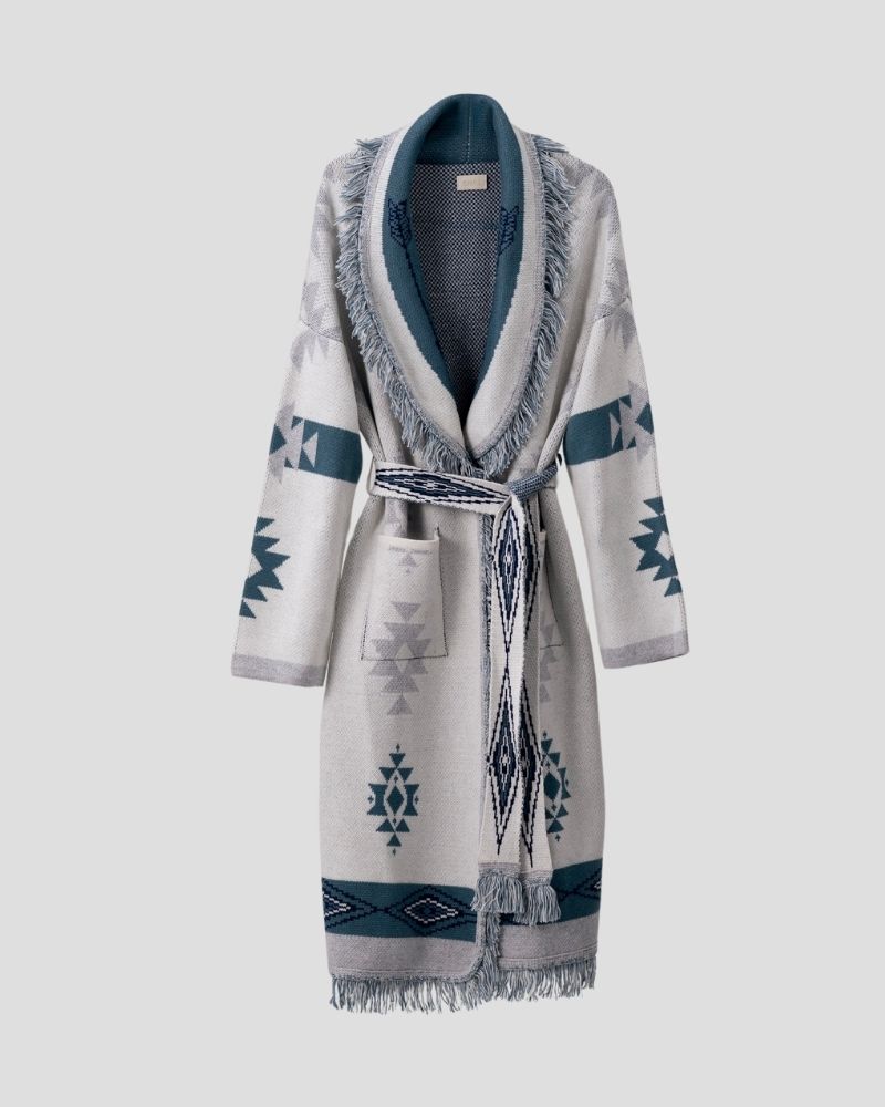 wool-blend-robe-cardigan-back-avant-cashmere Aztec pattern wool blend cardigan for women - back view | Avant Cashmere