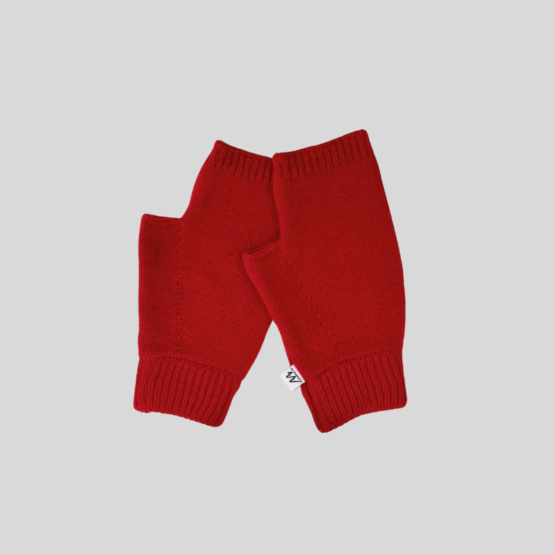 100% Mongolian cashmere hand warmer - detail view | Avant Cashmere