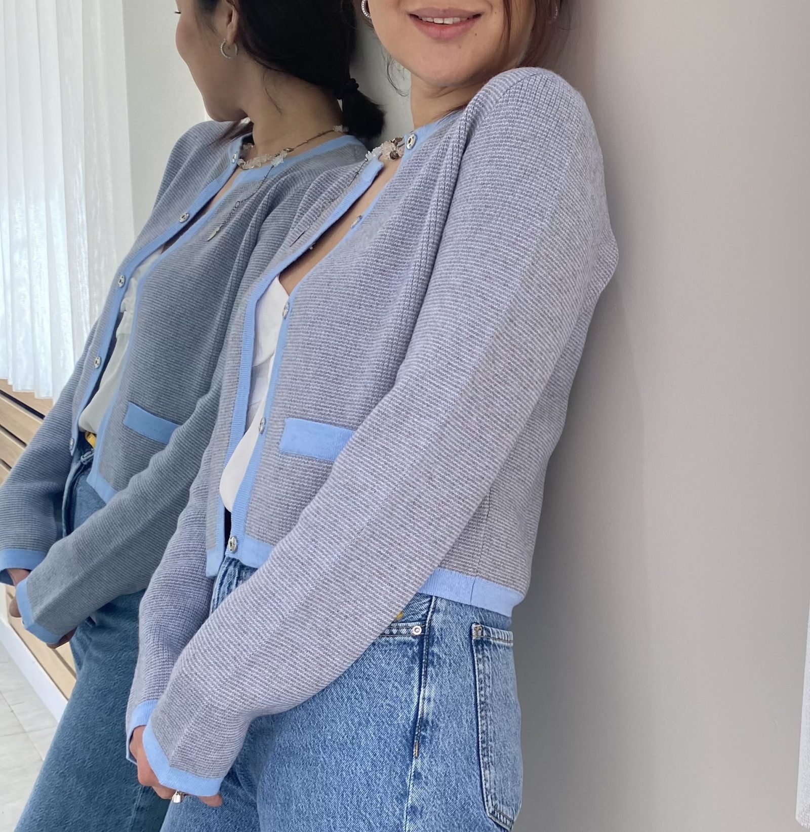 short-jacquard-jacket-cashmere-front-avant-cashmere Jacquard 100% Mongolian cashmere jacket for women - front view | Avant Cashmere