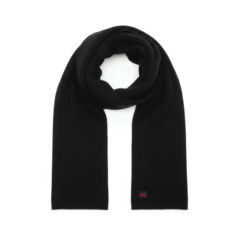 Wool blend scarf for women - lifestyle | Avant Cashmere