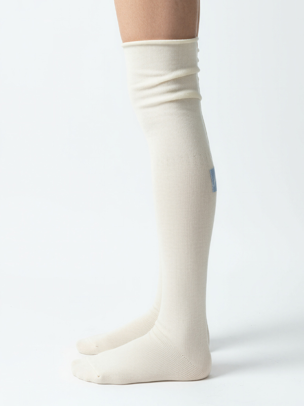 Wool blend socks for women - detail view | Avant Cashmere