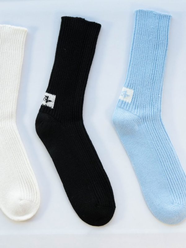Wool blend socks for women - lifestyle | Avant Cashmere
